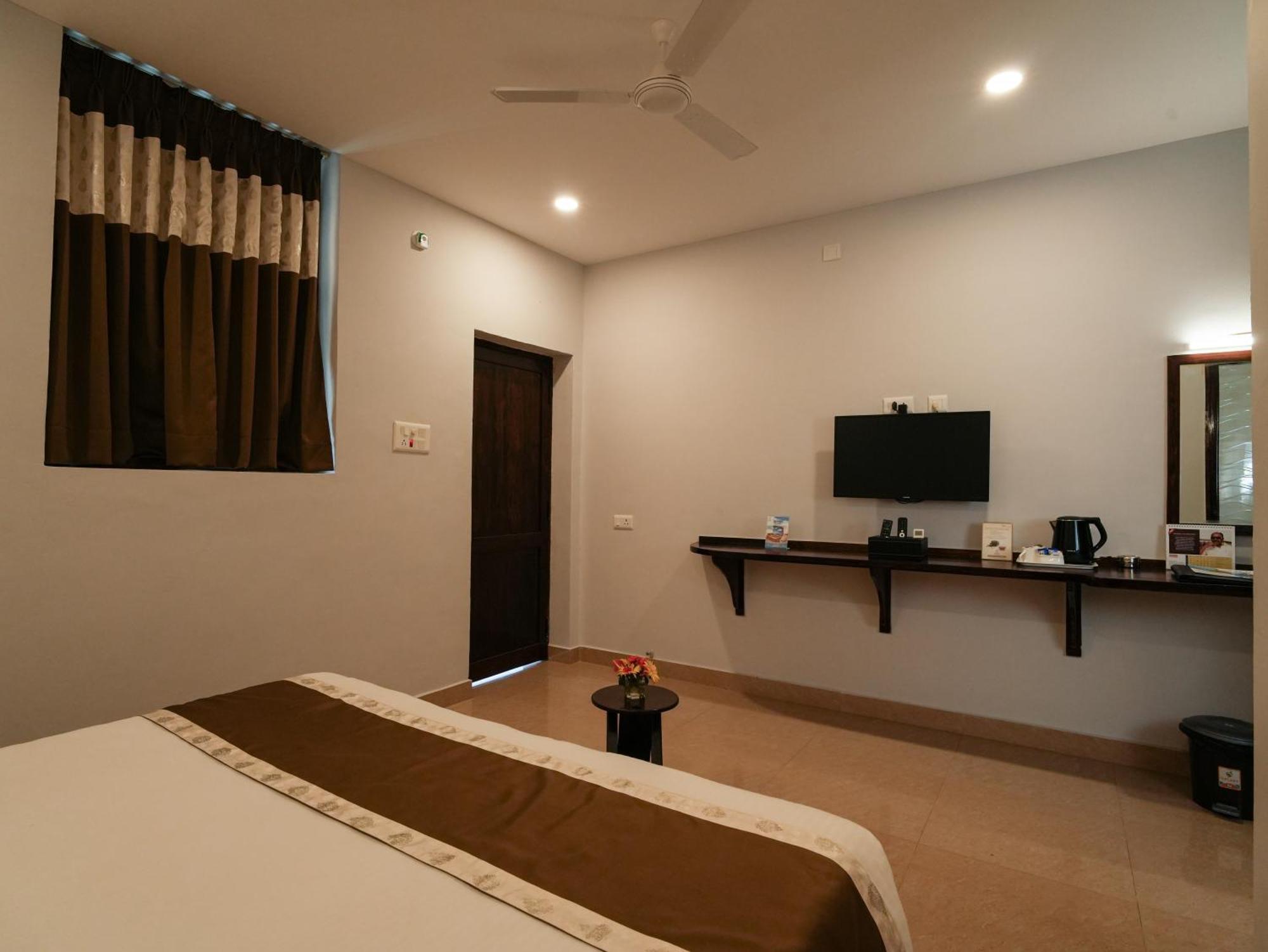 Mgm Whispering Wind'S Yelagiri Hotel Exterior photo