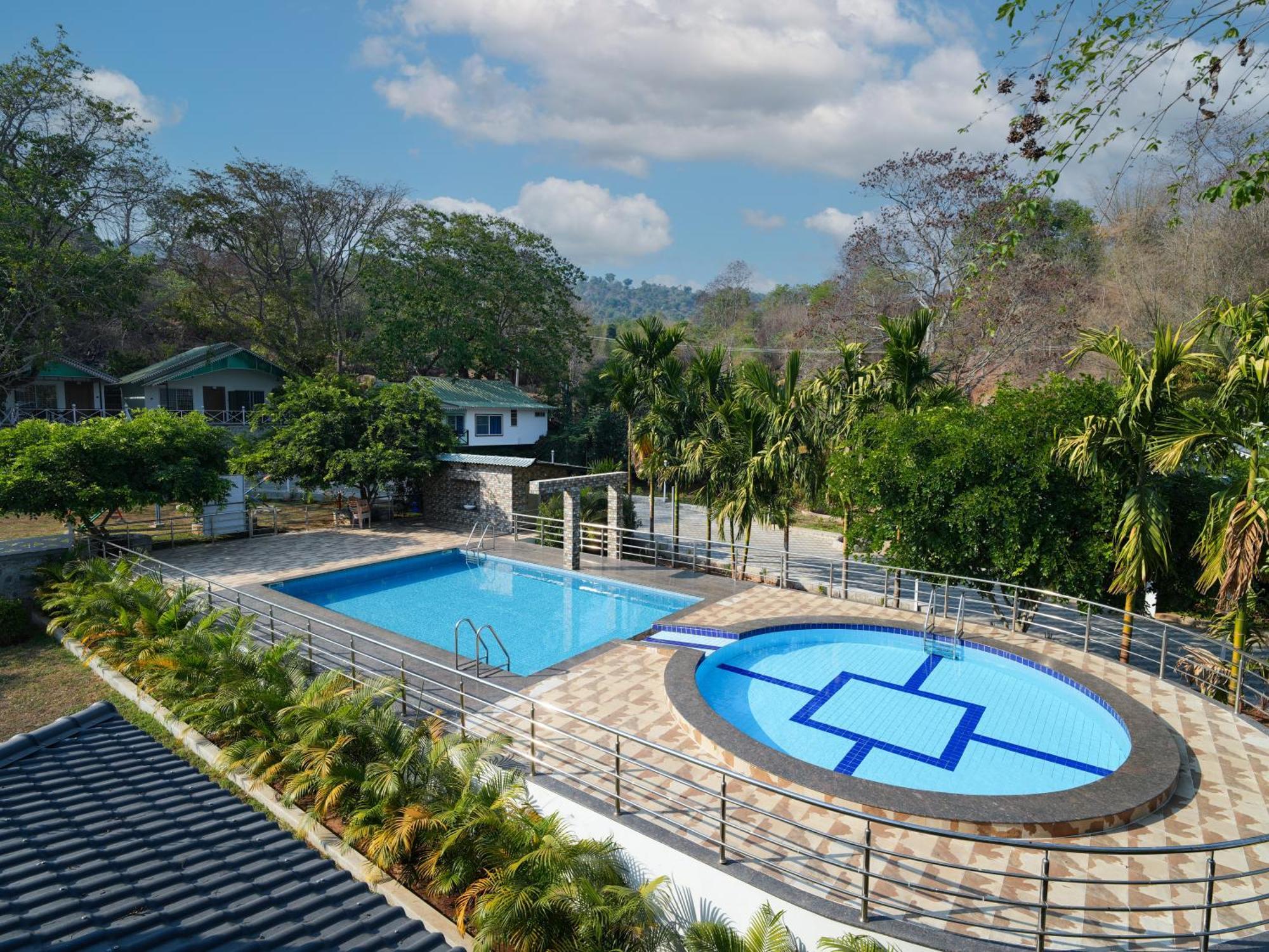 Mgm Whispering Wind'S Yelagiri Hotel Exterior photo